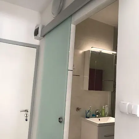 Apartman Bianca Sport Utca 5-7 *